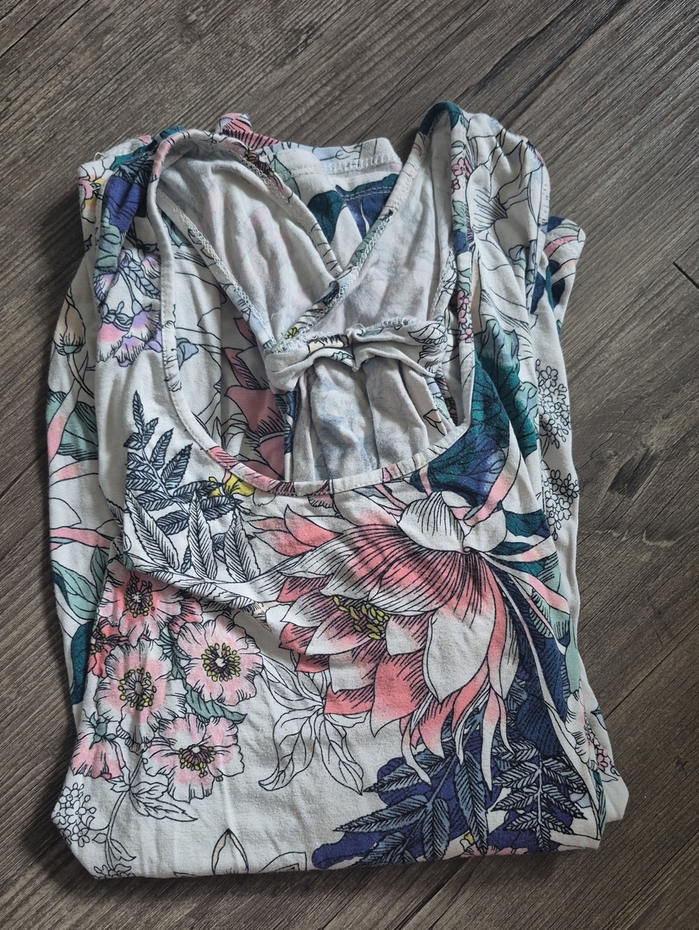 American Eagle Sleeveless Floral Print Swing Top - White/Pink